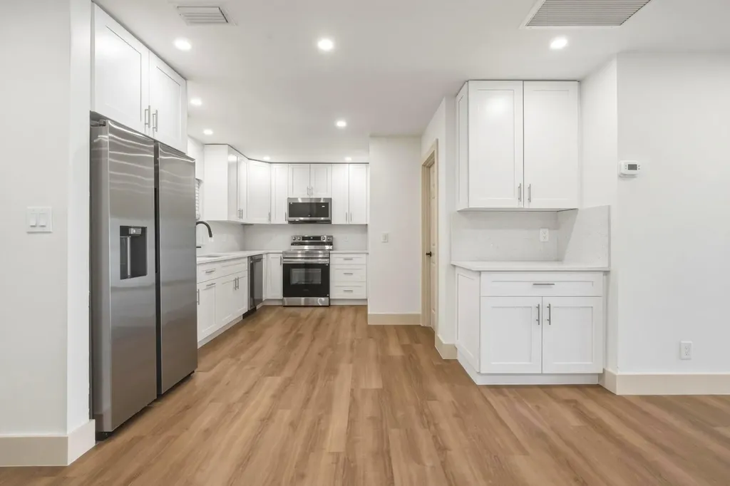 6711 NW 28th Terrace Fort Lauderdale FL 33309