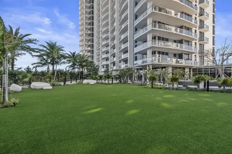 220 Lake Shore Drive Lake Park FL 33403