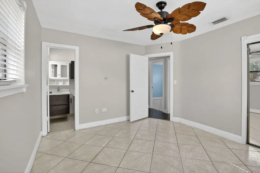 4764 SW 12th Street Fort Lauderdale FL 33317
