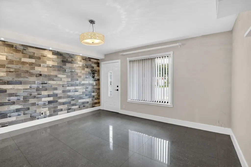 4764 SW 12th Street Fort Lauderdale FL 33317