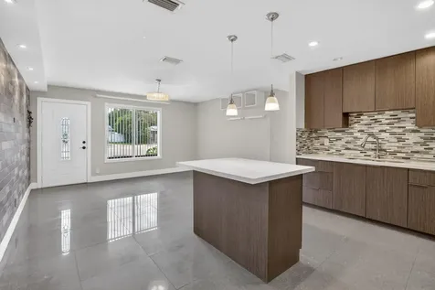 4764 SW 12th Street Fort Lauderdale FL 33317