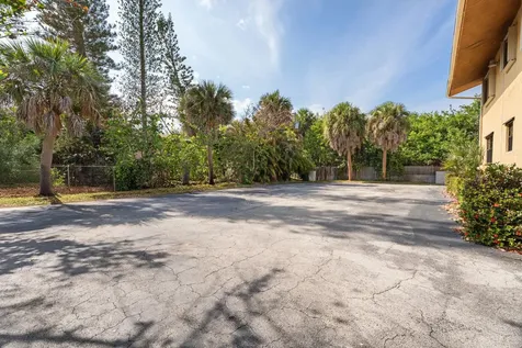 2505 Tamarind Drive Fort Pierce FL 34949