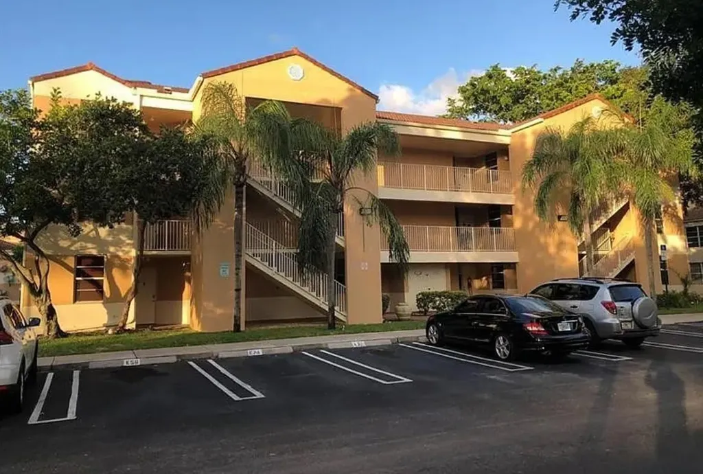 8256 NW 24th Street Coral Springs FL 33065