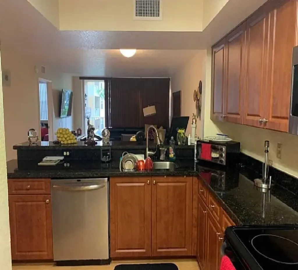 8256 NW 24th Street Coral Springs FL 33065