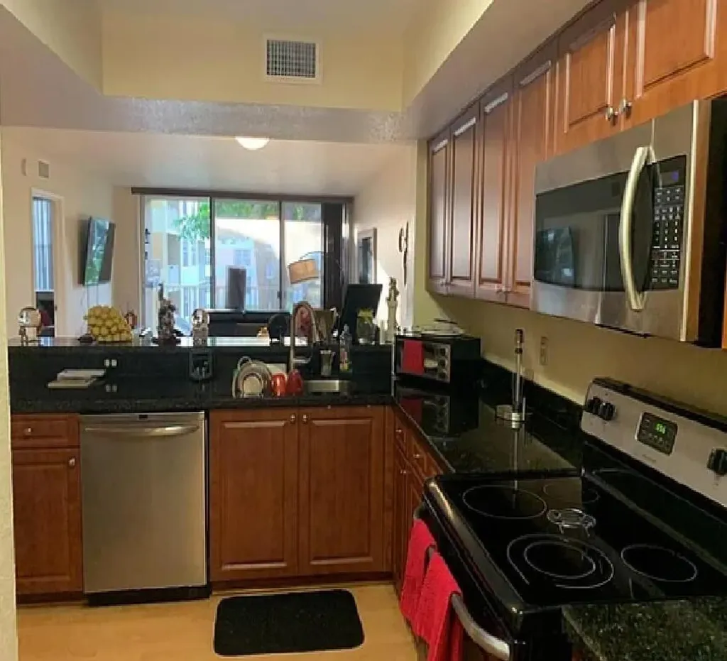8256 NW 24th Street Coral Springs FL 33065