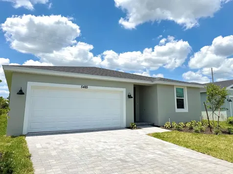 5485 Hampton Park Circle Vero Beach FL 32966