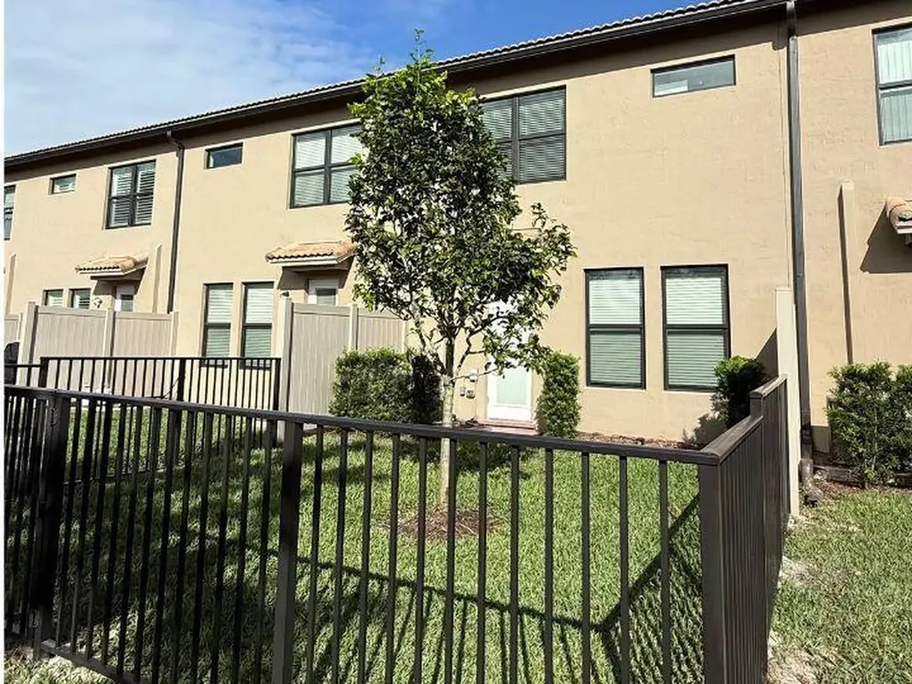 4837 Chantilly Road Lake Worth FL 33467