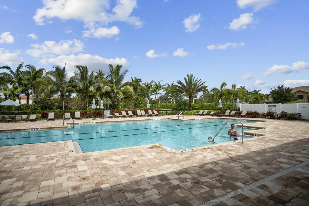 4837 Chantilly Road Lake Worth FL 33467