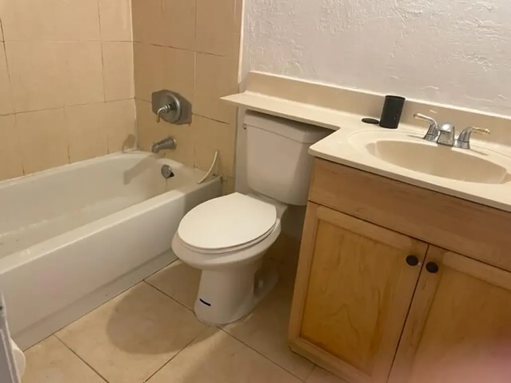 901 NE 3rd Street Fort Lauderdale FL 33301