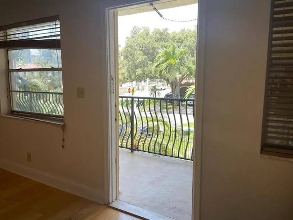 901 NE 3rd Street Fort Lauderdale FL 33301