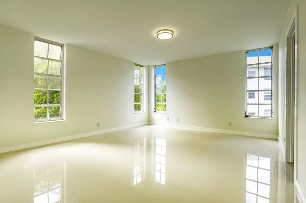 535 Oaks Drive Pompano Beach FL 33069