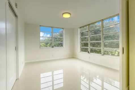 535 Oaks Drive Pompano Beach FL 33069