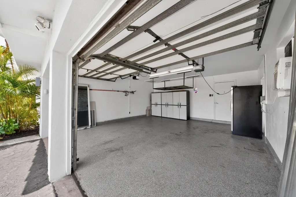 6251 NE 20th Terrace Fort Lauderdale FL 33308