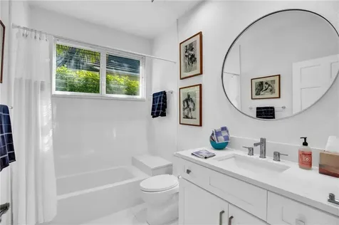 31 S White Jewel Court Vero Beach FL 32963