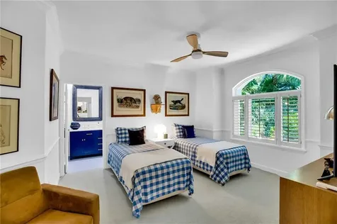 31 S White Jewel Court Vero Beach FL 32963