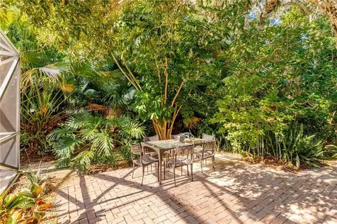 31 S White Jewel Court Vero Beach FL 32963