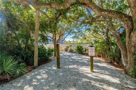 31 S White Jewel Court Vero Beach FL 32963