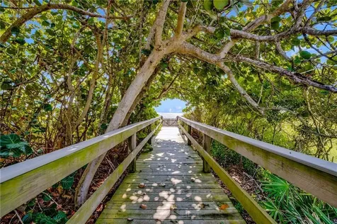 31 S White Jewel Court Vero Beach FL 32963