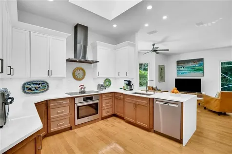 31 S White Jewel Court Vero Beach FL 32963