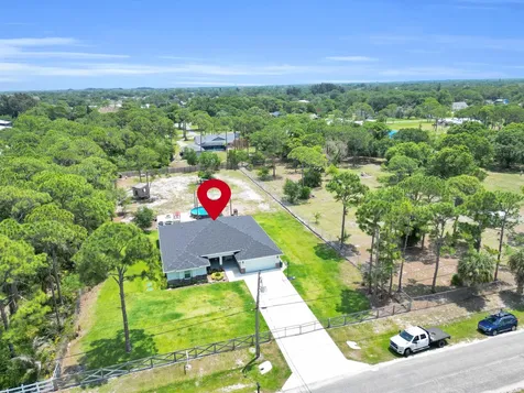 5566 Pinetree Drive Fort Pierce FL 34982