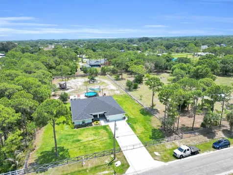5566 Pinetree Drive Fort Pierce FL 34982