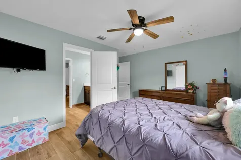 5566 Pinetree Drive Fort Pierce FL 34982