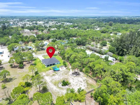 5566 Pinetree Drive Fort Pierce FL 34982