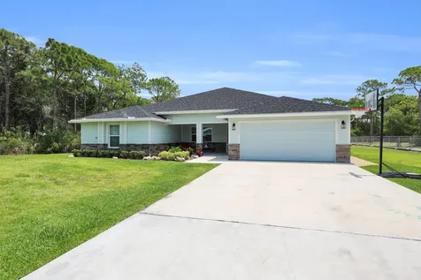 5566 Pinetree Drive Fort Pierce FL 34982