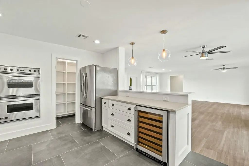 711 SW 25th Place Boynton Beach FL 33435