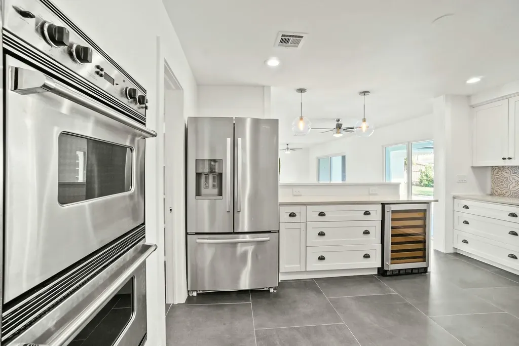 711 SW 25th Place Boynton Beach FL 33435