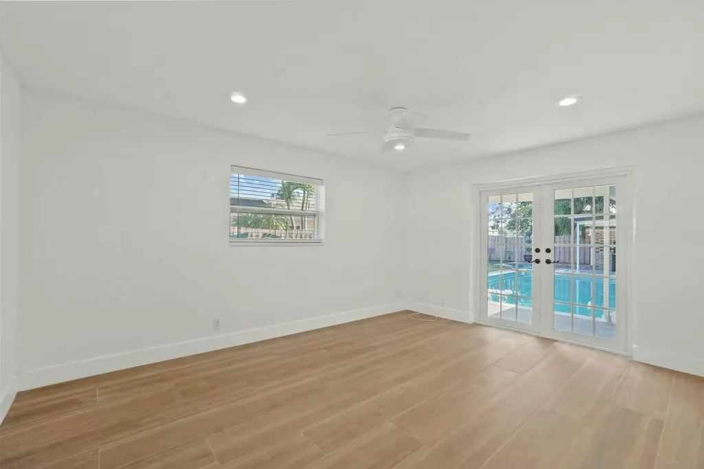 711 SW 25th Place Boynton Beach FL 33435