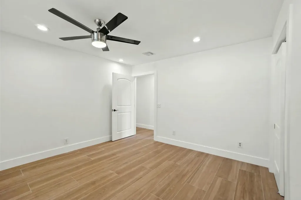 711 SW 25th Place Boynton Beach FL 33435