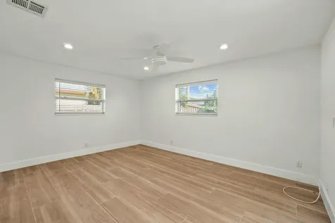 711 SW 25th Place Boynton Beach FL 33435