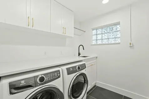 711 SW 25th Place Boynton Beach FL 33435