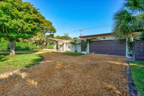 711 SW 25th Place Boynton Beach FL 33435