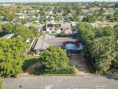 711 SW 25th Place Boynton Beach FL 33435