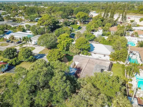 711 SW 25th Place Boynton Beach FL 33435