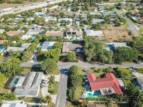 711 SW 25th Place Boynton Beach FL 33435
