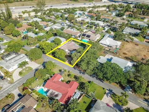 711 SW 25th Place Boynton Beach FL 33435