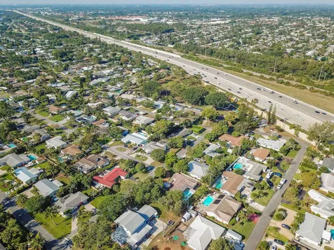711 SW 25th Place Boynton Beach FL 33435