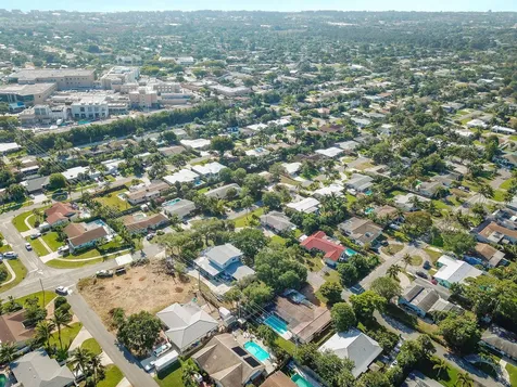 711 SW 25th Place Boynton Beach FL 33435