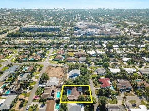 711 SW 25th Place Boynton Beach FL 33435