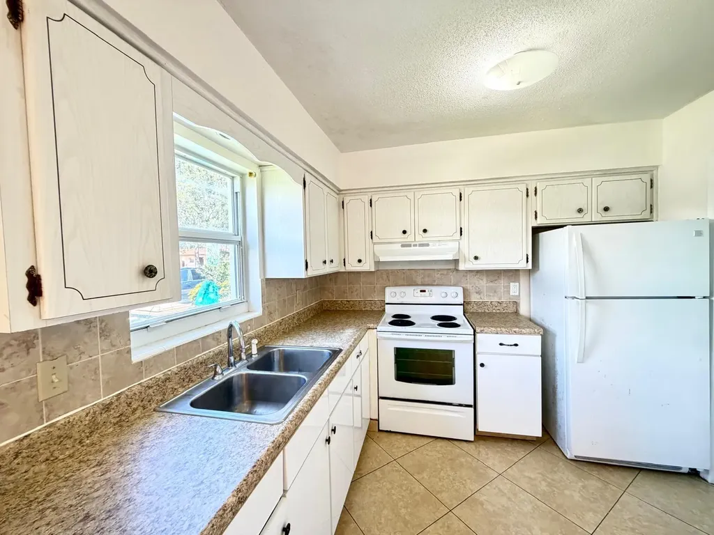 4731 NE 21st Terrace Lighthouse Point FL 33064