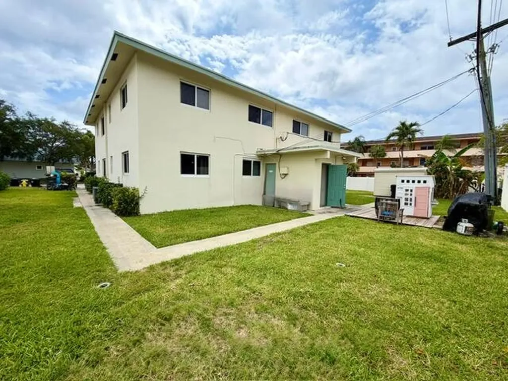 4731 NE 21st Terrace Lighthouse Point FL 33064