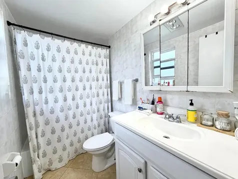 4731 NE 21st Terrace Lighthouse Point FL 33064