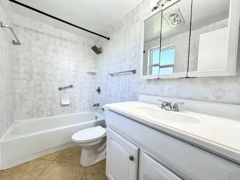 4731 NE 21st Terrace Lighthouse Point FL 33064
