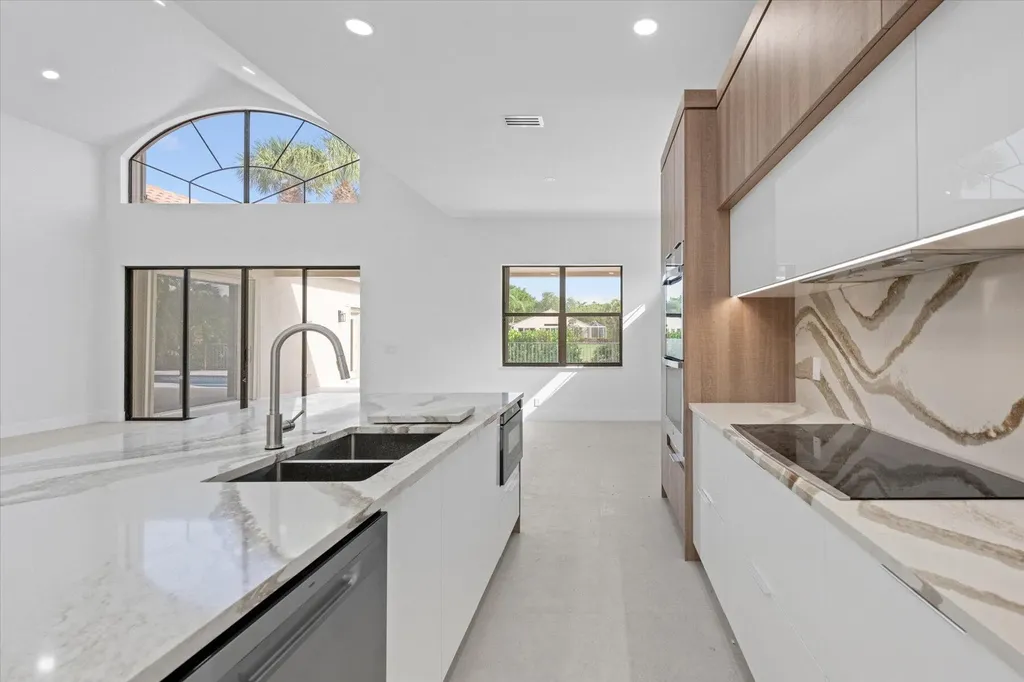 10096 Dover Carriage Lane Lake Worth FL 33449