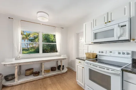 5 N Beach Road Hobe Sound FL 33455