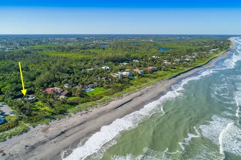 5 N Beach Road Hobe Sound FL 33455