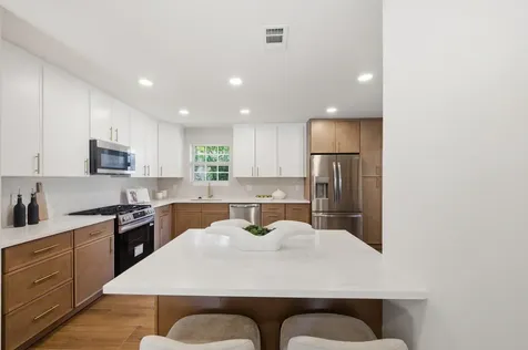 5611 NE 16th Avenue Fort Lauderdale FL 33334